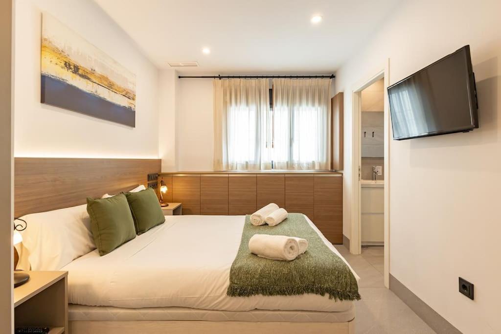 Bajeles Center Deluxe Appartement *